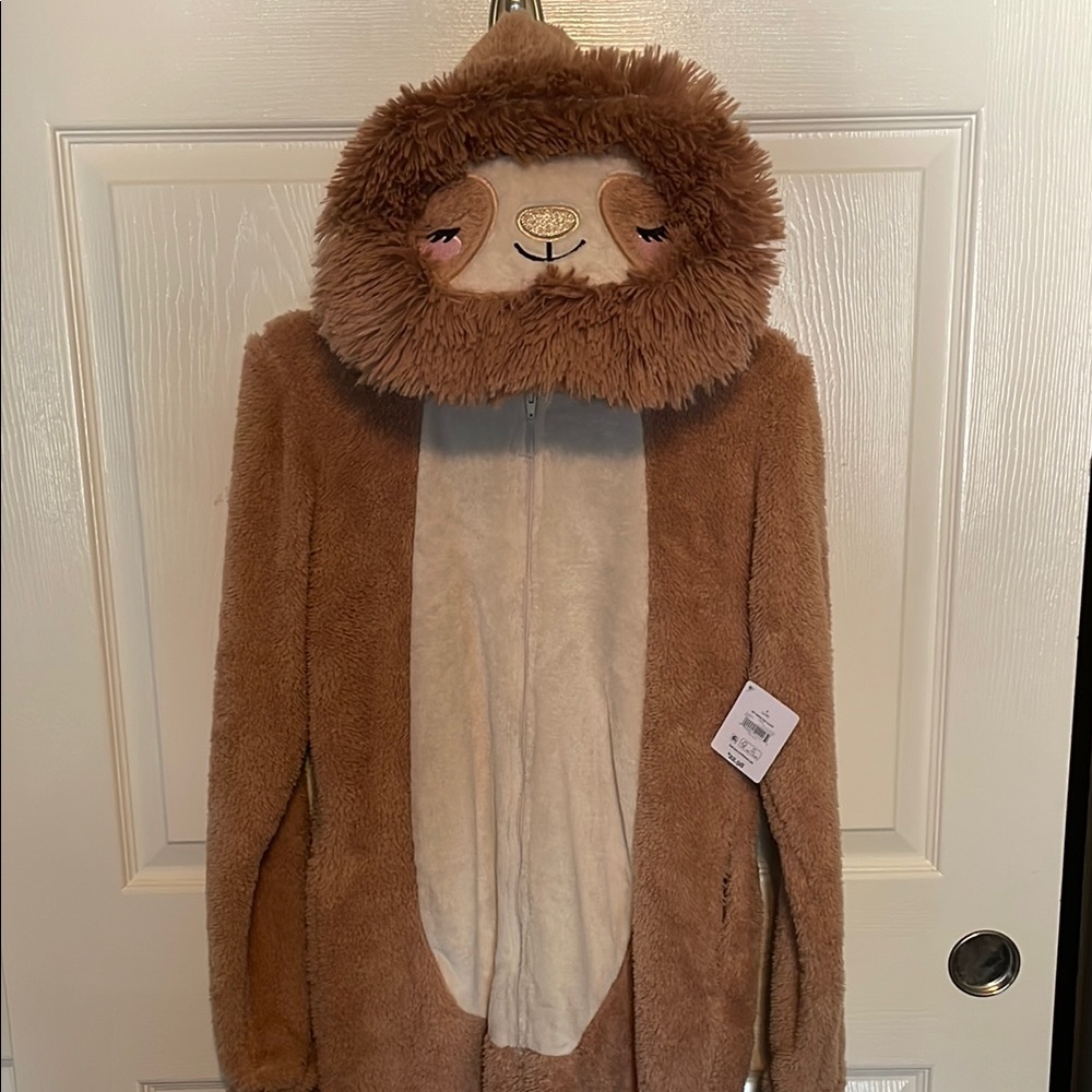 NWT Adult Sloth Onesie or costume sz small - zipper front